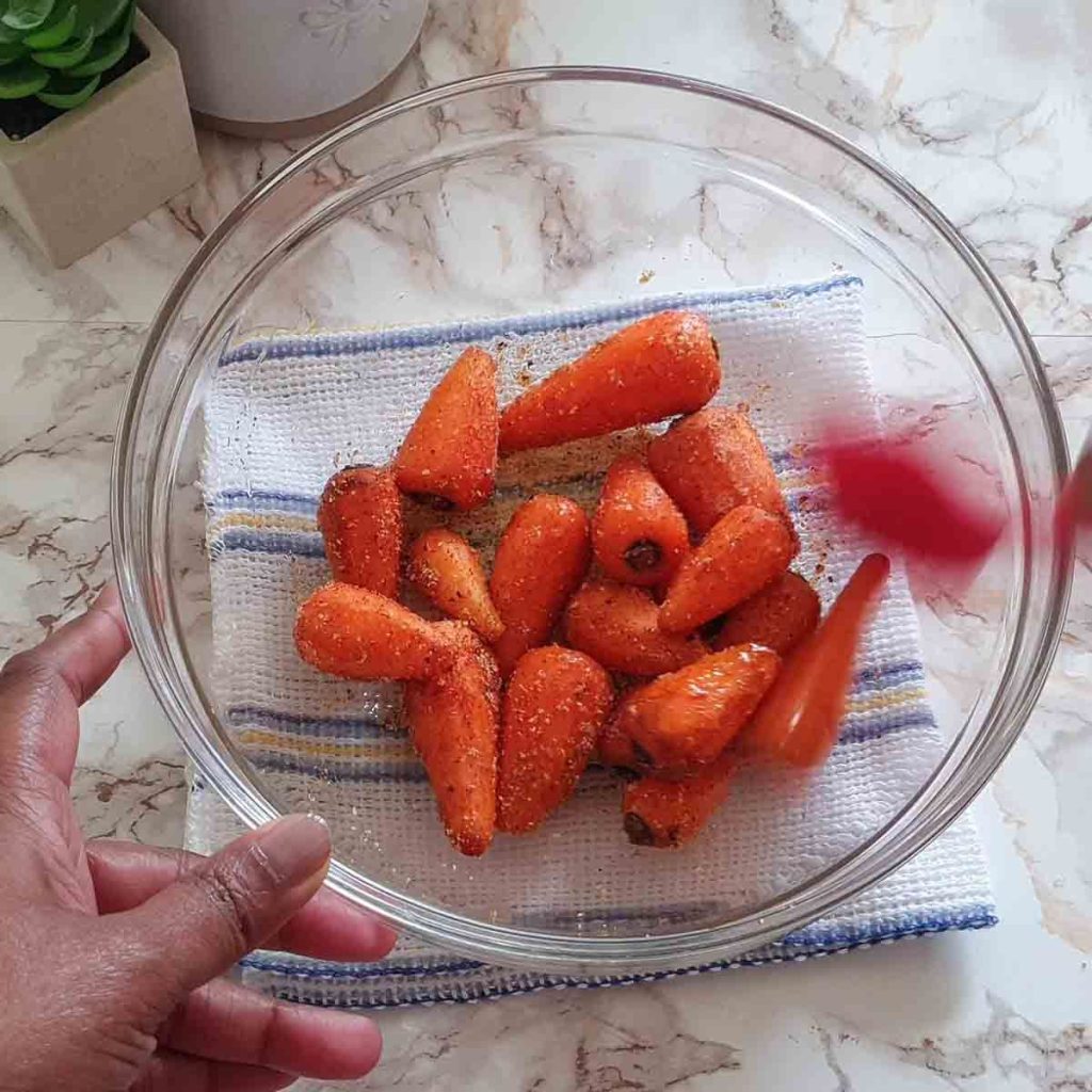 Easy Air Fryer Baby Carrots (Recipe+Video!) Pavanis Kitchen